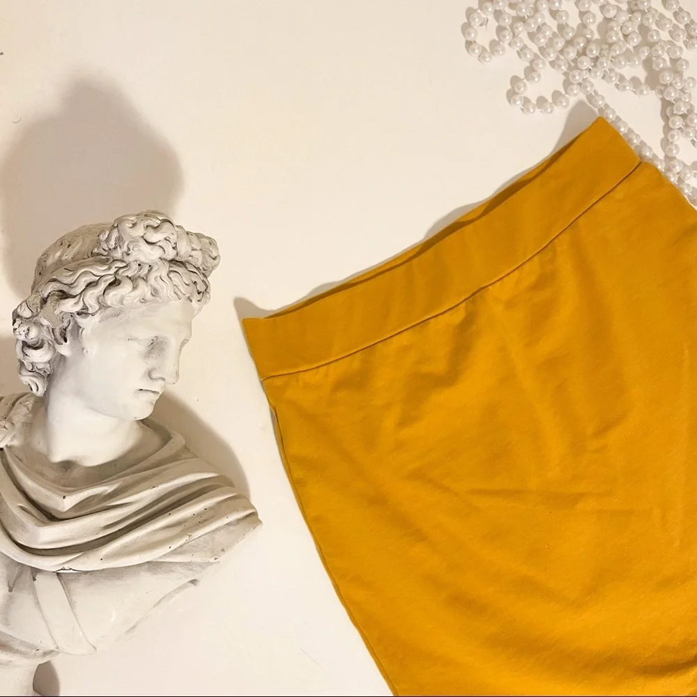 Forever 21 Mustard Mini Stretchy Skirt